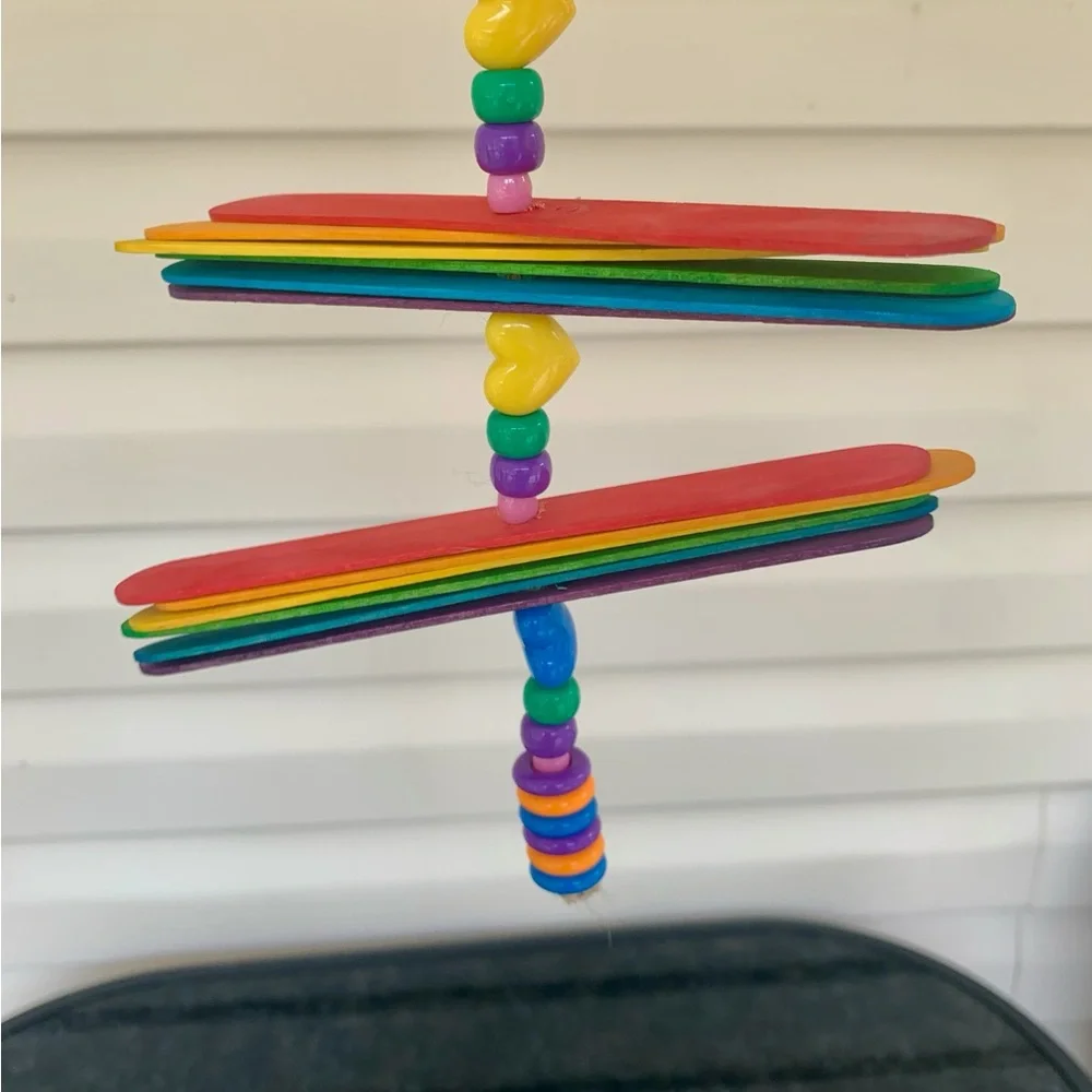 Small Spinner parrot toy🌈💞
